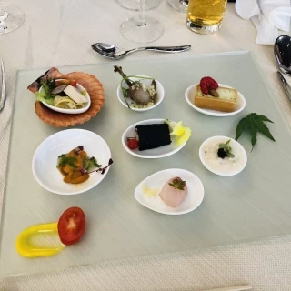 一口サイズの料理が沢山あり嬉しかったです