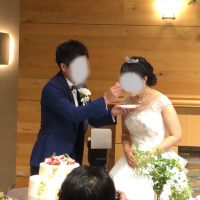 ファーストバイト　新郎から新婦へ