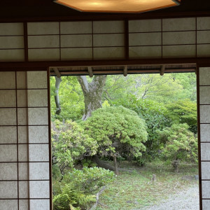 室内から見た景色|624884さんの大阪城西の丸庭園 大阪迎賓館の写真(1511590)