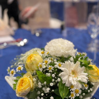 ゲストテーブルの装花。