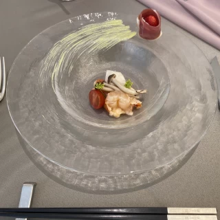 料理はオープンキッチンで出来立てがいただけます！