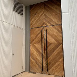 ヘリンボーンのドアがかわいいです|625303さんの岐阜モノリスの写真(1514083)