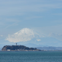 晴れていると江の島が見えます