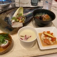 コース料理ゲストが選べる前菜つき