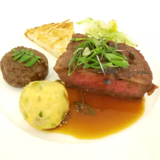 メイン肉料理