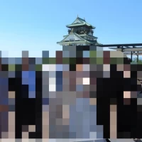 ルーフトップでの家族写真です