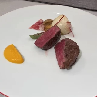実際に目の前で焼いてくれる演出有り