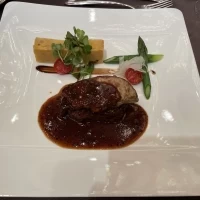 メイン