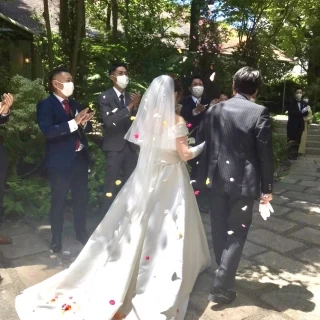 挙式後のフラワーシャワー素敵でした！
