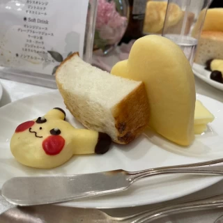 食べ放題のパン