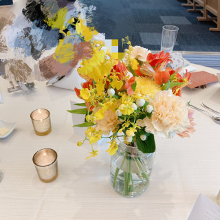 ゲストテーブルの花