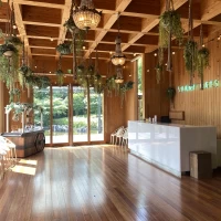 カフェのようなおしゃれな控え室