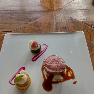 仔牛のステーキ
