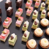 デザートビュッフェ