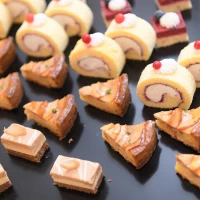 デザートビュッフェ