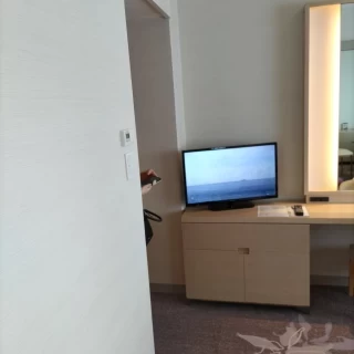 控室。テレビあり