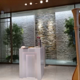 水が流れている