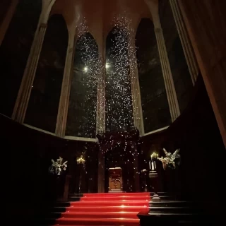 雪を降らせる演出