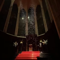 雪を降らせる演出