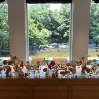 高砂の奥は森と池に囲まれてます。