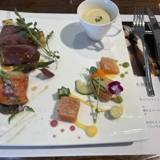 お魚料理がとても美味しかったです。