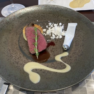オシャレな料理でした。