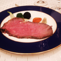 ローストビーフ　柔らかく適温で提供されました