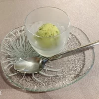 出されたデザートです。