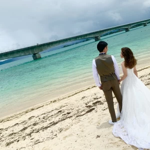 ビーチ撮影|628729さんのひといろの教会(モチーフ ウエディングプランニングアンドイベントデザイン)(ウエディング取扱終了)の写真(1538257)