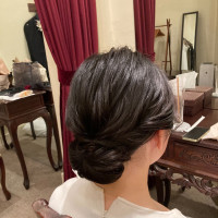 親族のヘアメイク室になります