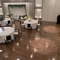 二次会専用の会場、階段上から