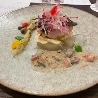 試食、魚料理。