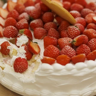 プラン内のケーキです　ファーストバイト後