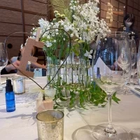 ゲストテーブル