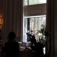 披露宴会場への入場はガーデンからの入場にしました