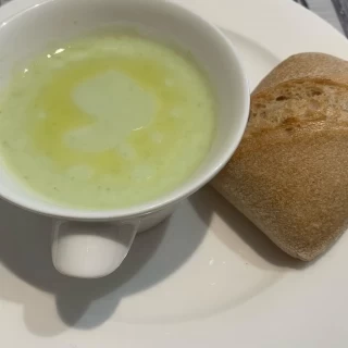 スープとパン