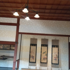 披露宴会場の壁にはこんな伝統あるかけじくがかかっています。|631101さんの柳川藩主立花邸 御花 since 1738の写真(1677904)