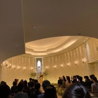 チャペル
天井が高いです