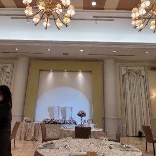 ベラヴィータ（会場）：ゲスト席から高砂をみた様子