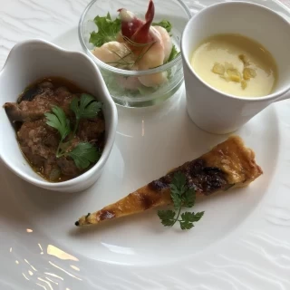 事前に食べられないものを聞いてくださいました。