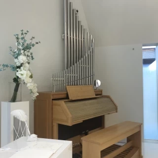 チャペルのパイプオルガン