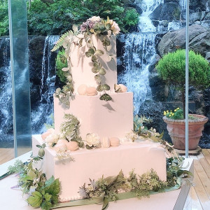 ケーキと装花|631454さんの迎賓館TOKIWAの写真(1594840)
