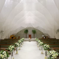 天井高く広々とした空閑