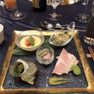 お箸で食べることができてとてもよかったです。