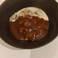 コースの最後の方にでてきたけど、美味しすぎて食べきるカレー