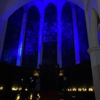 チャペルのプラネタリウム演出