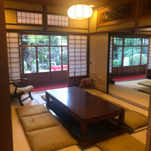 掘りごたつになっており、アットホームな雰囲気があります|633120さんの神戸北野ハンター迎賓館の写真(1572776)