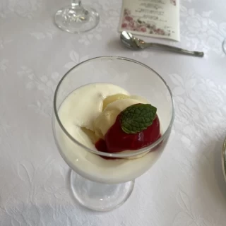 デザートもいただきました