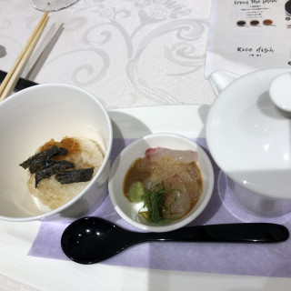 御飯です（お茶漬けになります）