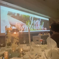 シアターでオープニングムービー